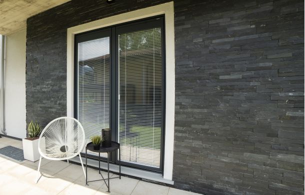 veneziana interna al vetro