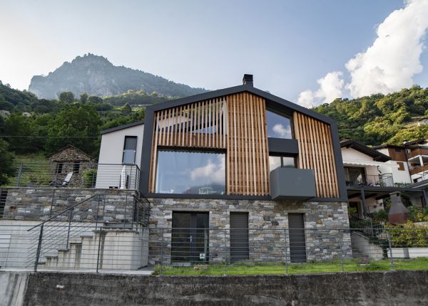 casa privata chiavenna pianazzola