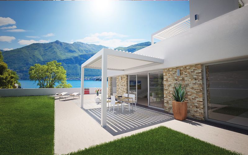 pergola bioclimatica salotto esterno vista lago