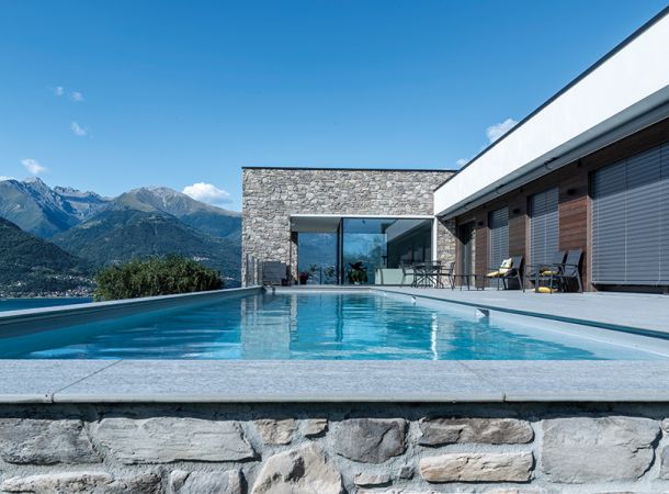 CASA PRIVATA - LOC. OLGIASCA -piscina