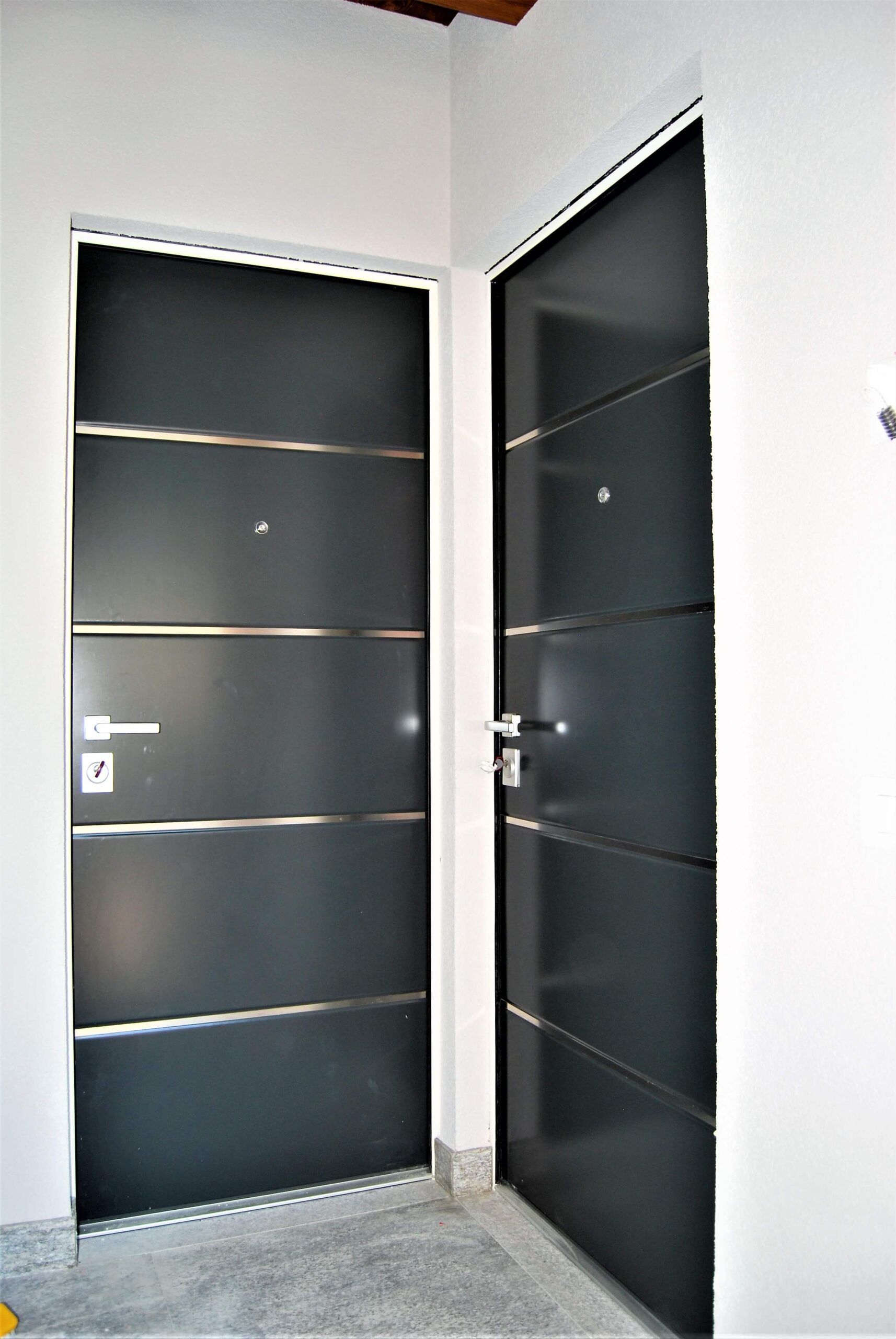 serramento trapezoidale vistro da interno