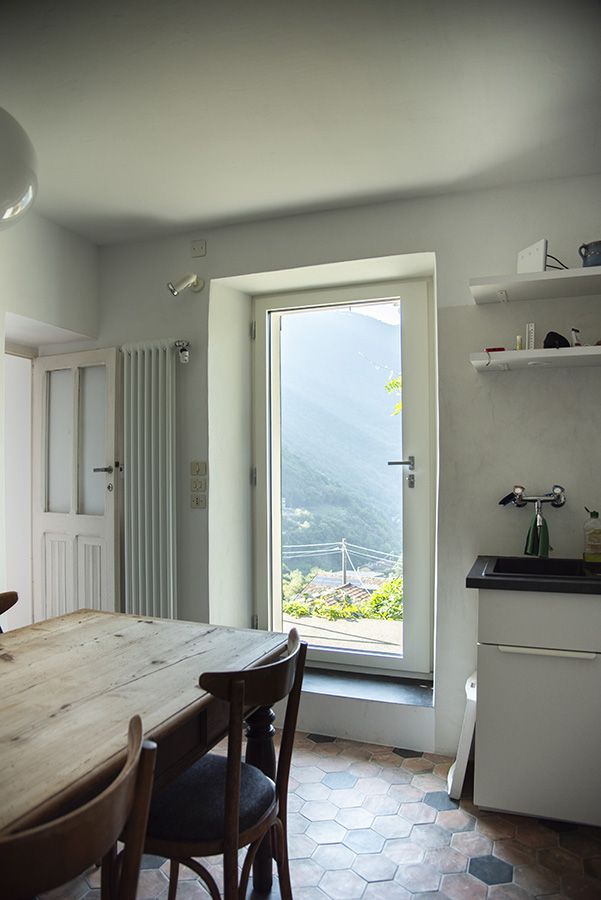finestra grande in cucina