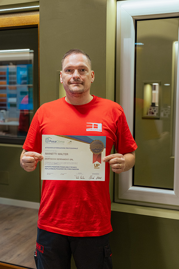 montatore con certificato diploma posaclima