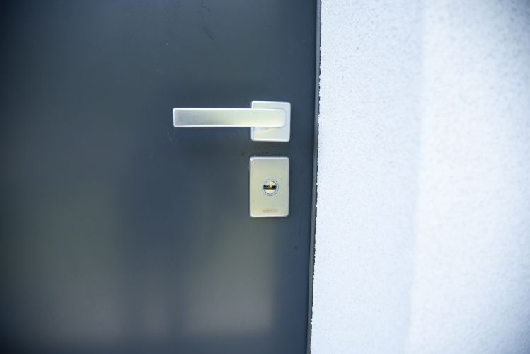 maniglia porta blindata