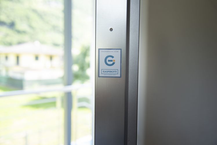 porta blindata particolare